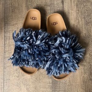 Blue yarn slides